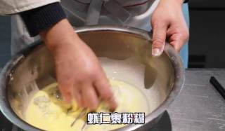 糖醋核桃虾仁的做法步骤：2