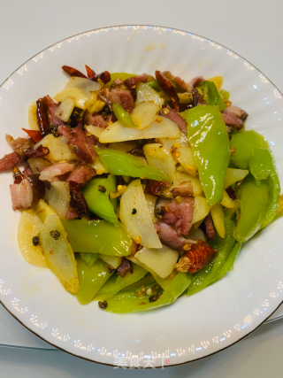 腊肉羊角椒土豆的做法步骤：8