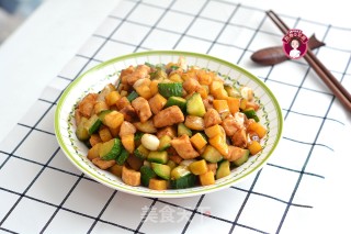 低脂下饭的鸡肉三丁的做法步骤：7