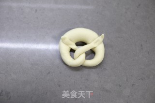 普雷结的做法步骤：9