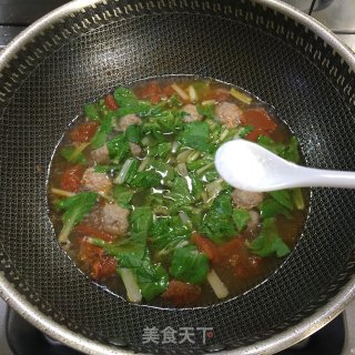 番茄丸子青菜汤的做法步骤：8