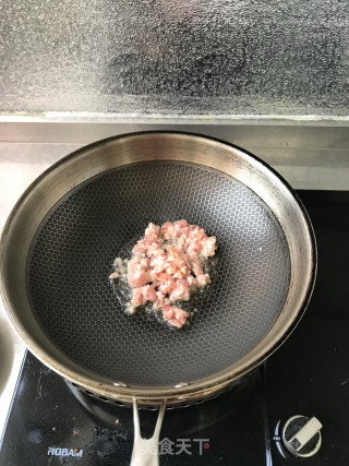 香干炒蒜苗的做法步骤：3