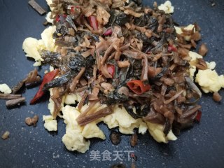 外婆菜炒蛋的做法步骤：4