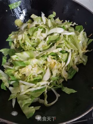 粉丝包菜的做法步骤：4