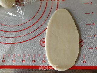 蛋黄酥的做法步骤：9