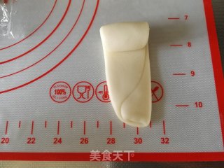 蛋黄酥的做法步骤：12