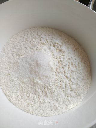 香脆韭菜盒子的做法步骤：1
