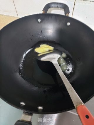 炒糯米饭。的做法步骤：6