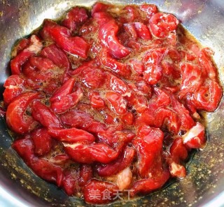 #肉菜#香酥牛肉炒芹菜的做法步骤：3