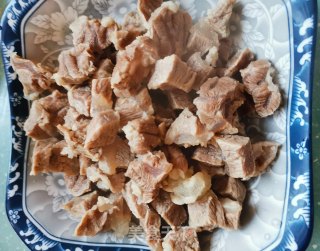 红烧牛肉面的做法步骤：3