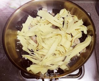 豆皮鸡丁的做法步骤：4