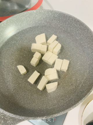 油炸版麻辣烤鱼的做法步骤：1