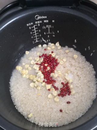 红豆玉米杂粮饭的做法步骤：4