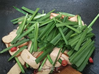 韭菜炒香干的做法步骤：7