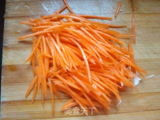 鱼香芹菜的做法步骤：3