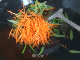 鱼香芹菜的做法步骤：6