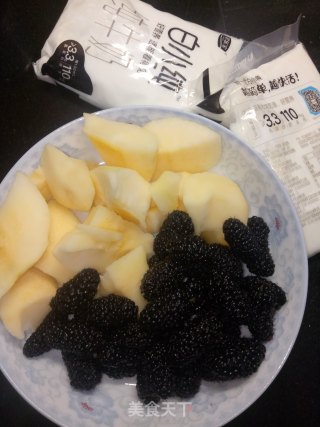 桑葚苹果奶昔的做法步骤：1