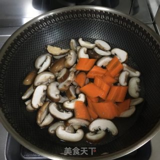 香菇荷包蛋的做法步骤：2