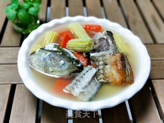 胡萝卜玉米笋鱼头汤的做法步骤：10