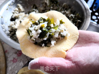 酸菜玉米面包子的做法步骤：6