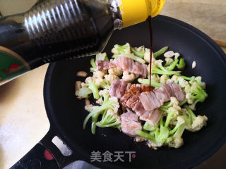 爆炒花菜的做法步骤：6