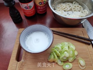 蚝油藕片的做法步骤：2