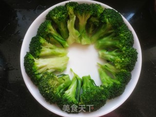 酱香鸡肉蟹味菇的做法步骤：9
