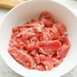 锡纸牛肉的做法步骤：1