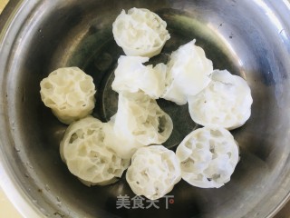 面藕拌韭菜的做法步骤：1