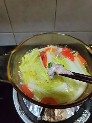 白菜鱼滑汤的做法步骤：5