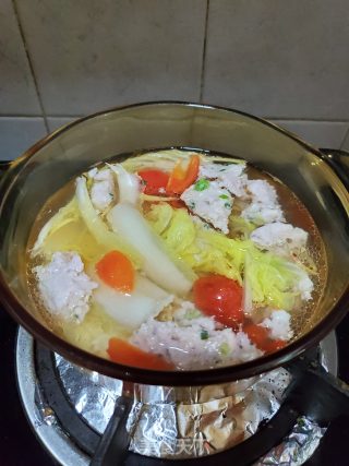 白菜鱼滑汤的做法步骤：7