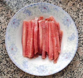 焦烧肉条的做法步骤：1