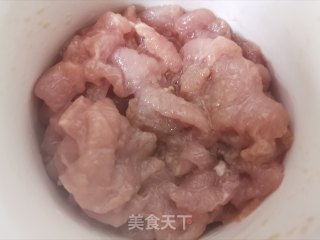 榨菜肉丝的做法步骤：1