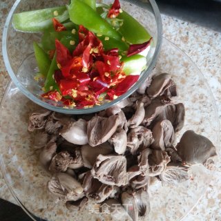 尖椒炒鸡心的做法步骤：4