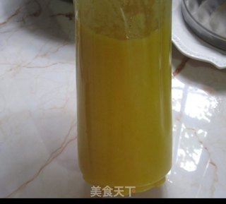 夏日甜品～～～芒果奶昔的做法步骤：2