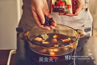 蔓越莓红烧肉的做法步骤：4