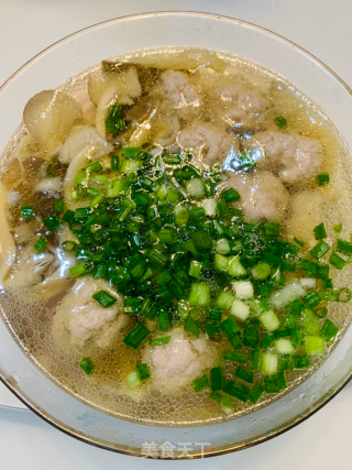 平菇肉丸汤的做法步骤：4