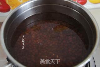 红豆奶茶的做法步骤：2