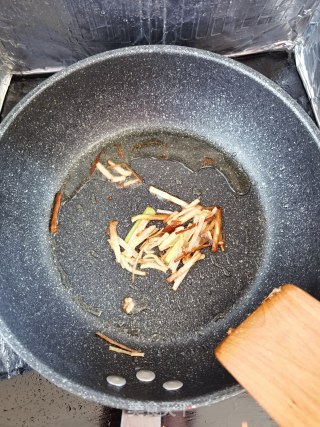 明姜鸡翅的做法步骤：9