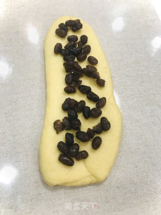 红豆芝士面包的做法步骤：11