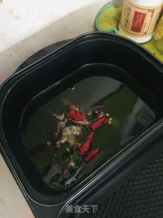 卤水豆腐炒雪花肉片的做法步骤：3
