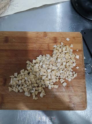 蚝油炒疙瘩的做法步骤：3