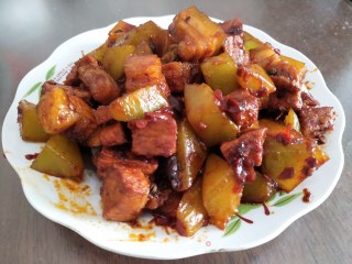 莴笋红烧肉的做法步骤：7