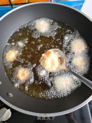 金针菇胡萝卜丸子的做法步骤：9