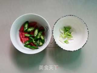 笋片炒鸡肉的做法步骤：4