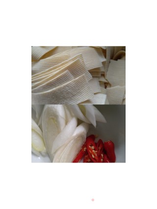 炒豆腐皮的做法步骤：1