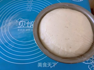 水果披萨的做法步骤：1