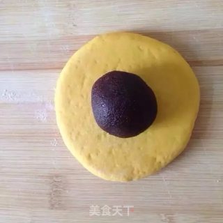 小黄人豆沙包的做法步骤：9