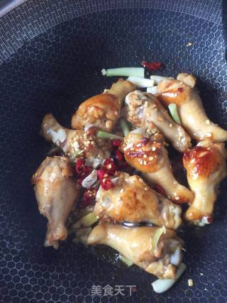 红烧鸡翅根的做法步骤：5