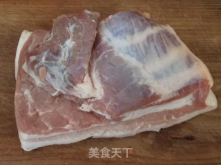 元宝肉的做法步骤：1
